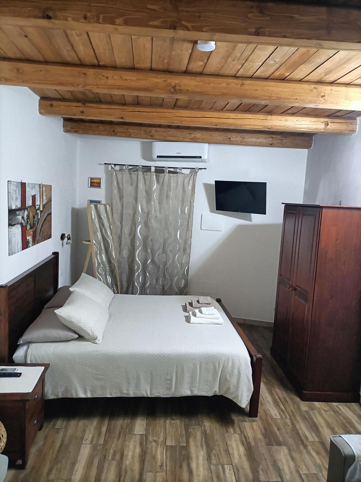 Bed And Breakfast Raggio Di Sole Iglesias Extérieur photo